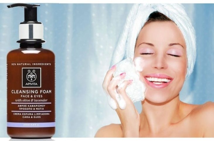 Δείτε το Review μου για το Apivita Cleansing Foam - LadiesWorld.gr