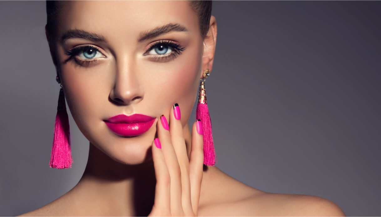 Ροζ νύχια - 50 Φωτογραφίες με σχέδια για έμπνευση - LadiesWorld.gr